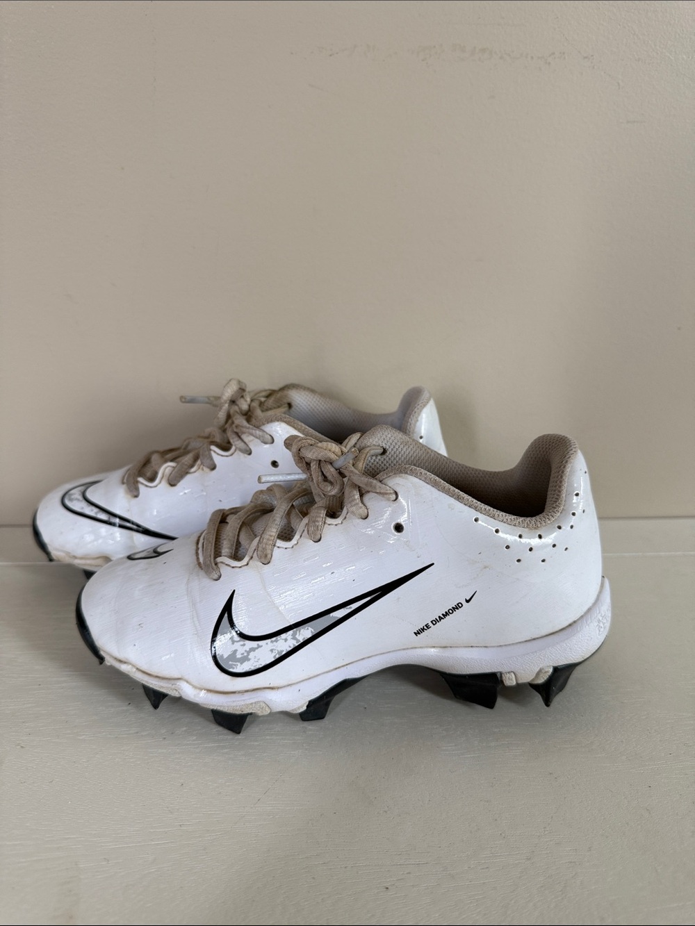 Nike Kids White Baseball Cleats - 1Y